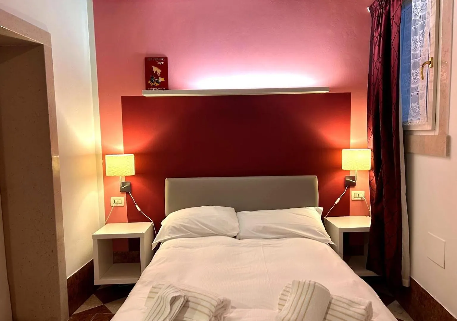 Lo Scrigno Hotell Venedig 0*,  Italien